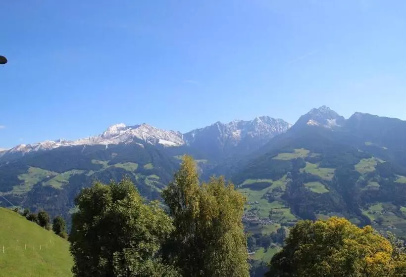 Hotelli Gasthof Walde