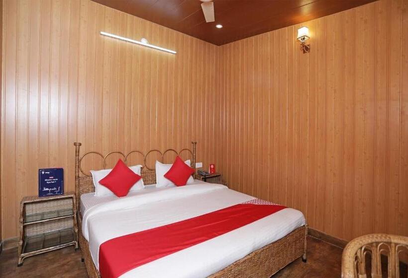 هتل Oyo 12212 Crazy Door