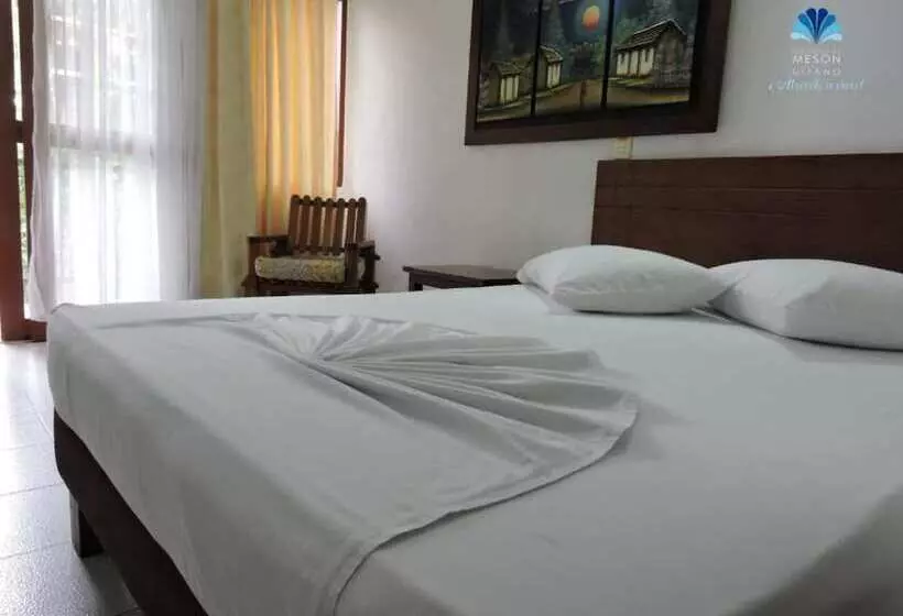 Hotelli Y Restaurante Mesón Del Gitano