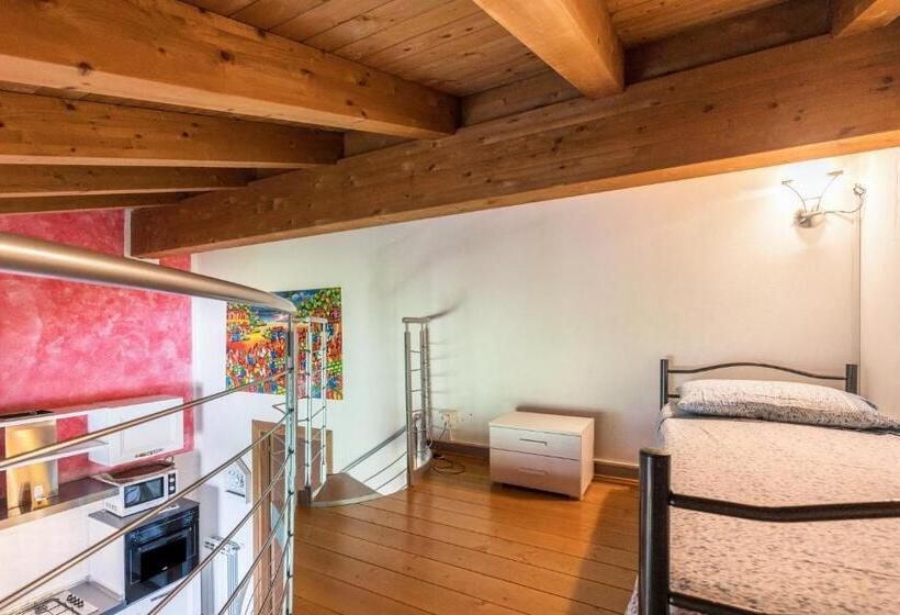 La Collina Garda Lake