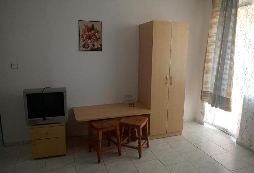 پانسیون Despina