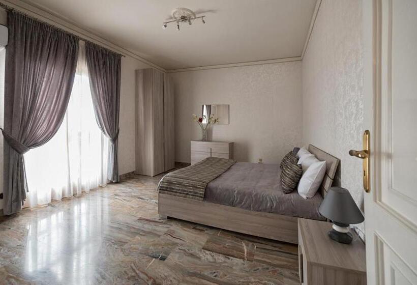 膳宿费 Domus Aurea