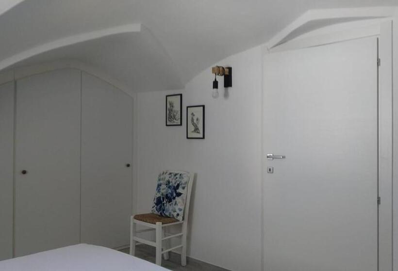 Pensjonat I Nidi Di Colombo