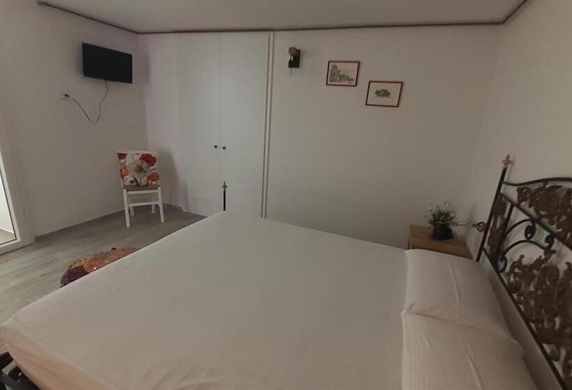 Pensjonat I Nidi Di Colombo