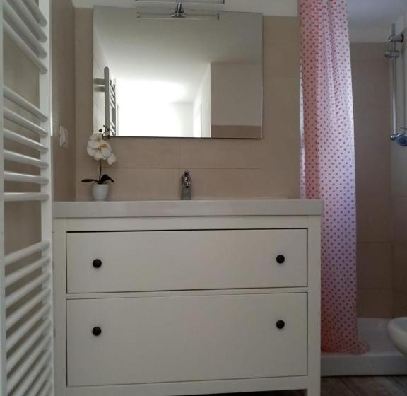 Pensjonat I Nidi Di Colombo