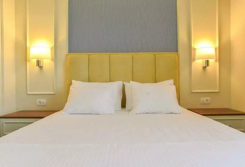 Vistamar Hotel & Apartments