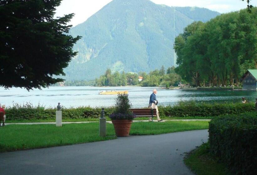 호스텔 Gästehaus Meran