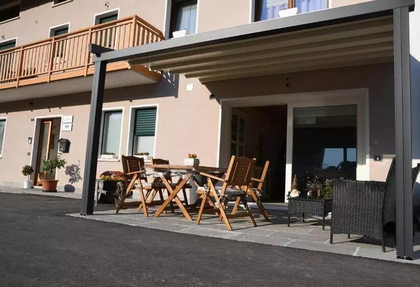 ベッドアンドブレックファースト Ai Pianai