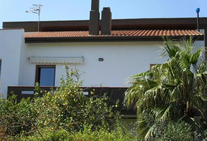 Aamiaismajoitus (B&B) Casa Vacanzeil Bouganville