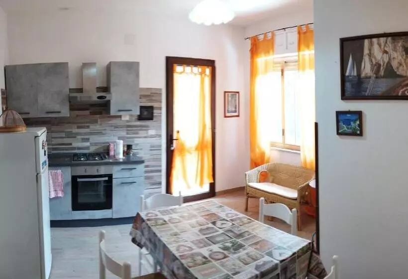Aamiaismajoitus (B&B) Casa Vacanzeil Bouganville