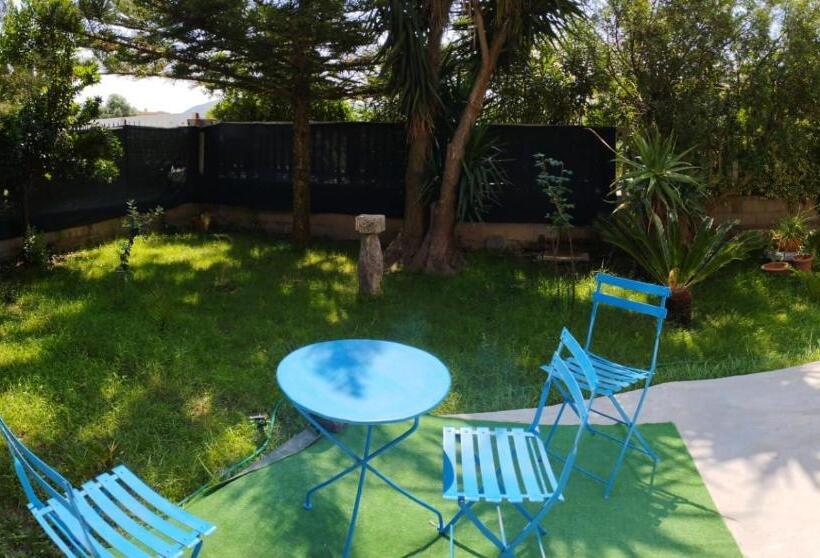 تختخواب و صبحانه Casa Vacanzeil Bouganville