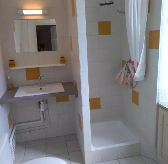 ベッドアンドブレックファースト Chambre D Hôtes Lou Couradou