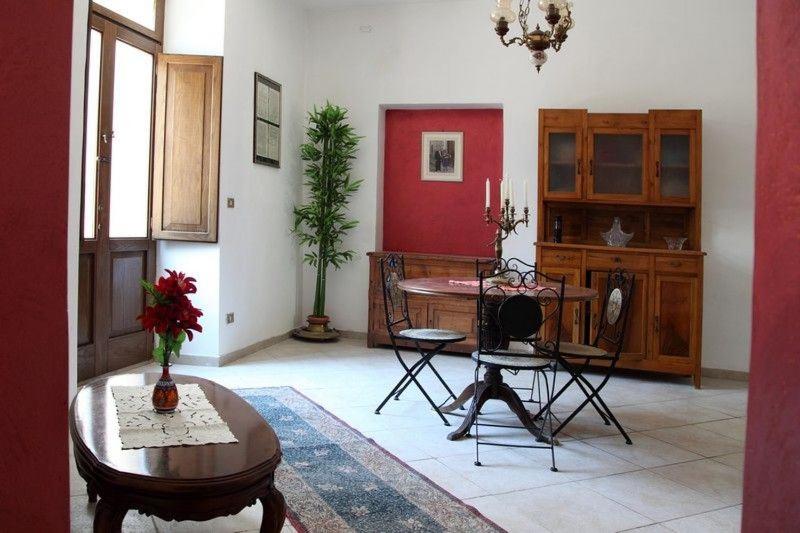 مبيت وإفطار Margarita D Austria