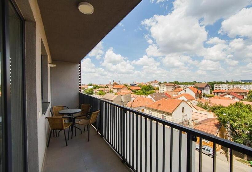 Central City Views Apartment