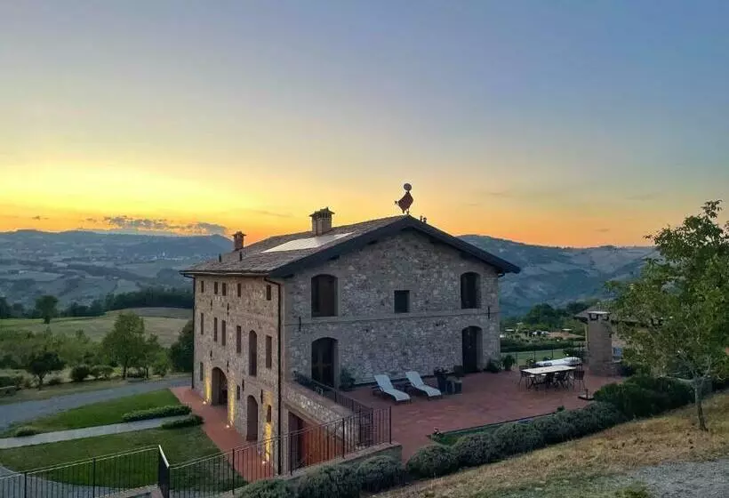 ホテル Agriturismo Podere Prasiano