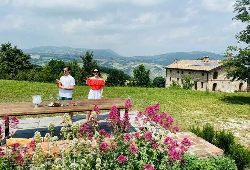 ホテル Agriturismo Podere Prasiano