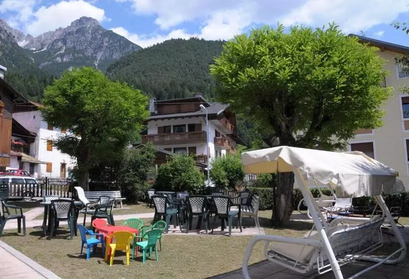ホテル Albergo Vecellio