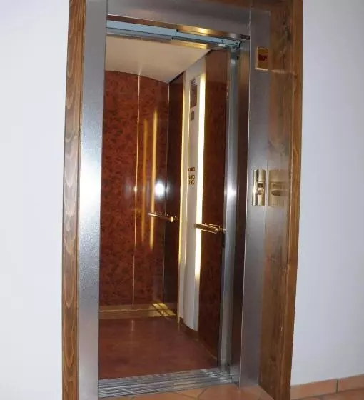 ホテル Albergo Vecellio