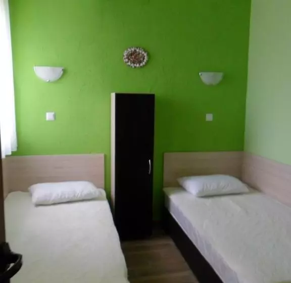 پانسیون Altay Guest House