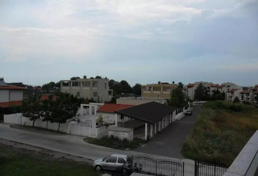 پانسیون Altay Guest House