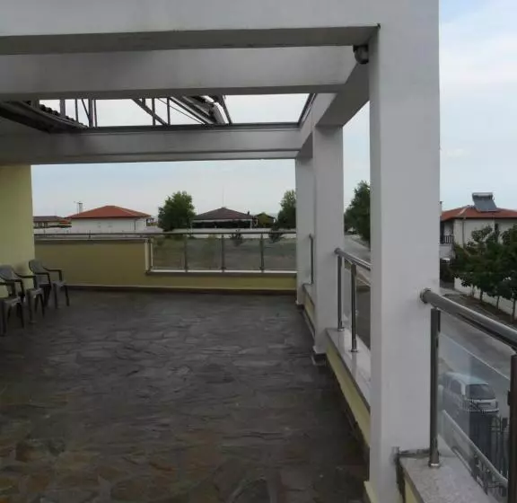 پانسیون Altay Guest House