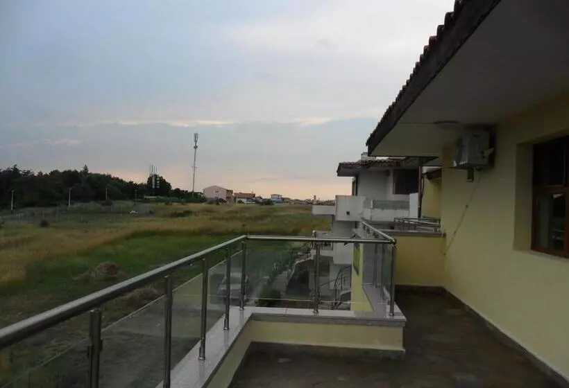پانسیون Altay Guest House