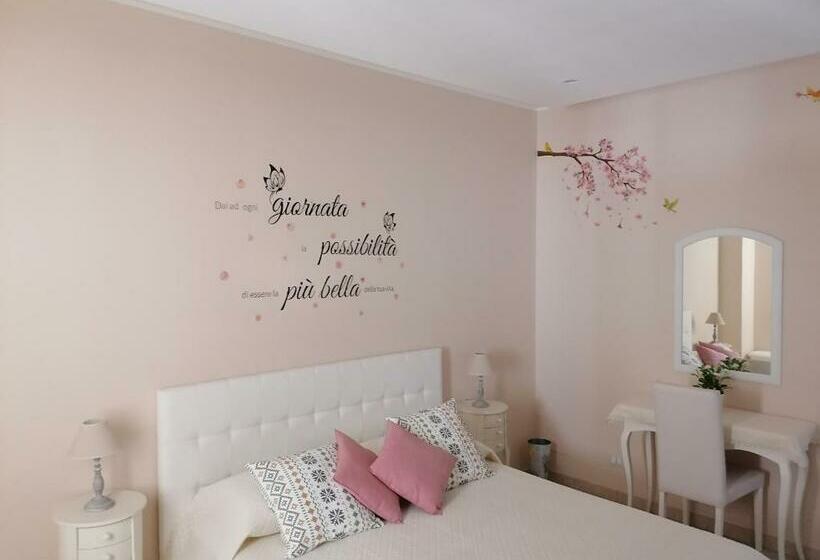 بنسيون La Casetta Di Tiziana