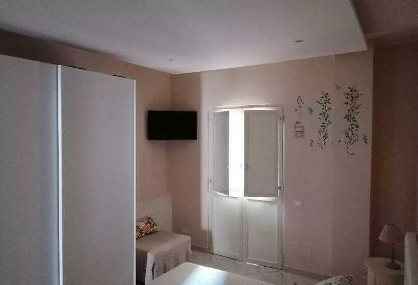 ペンション La Casetta Di Tiziana