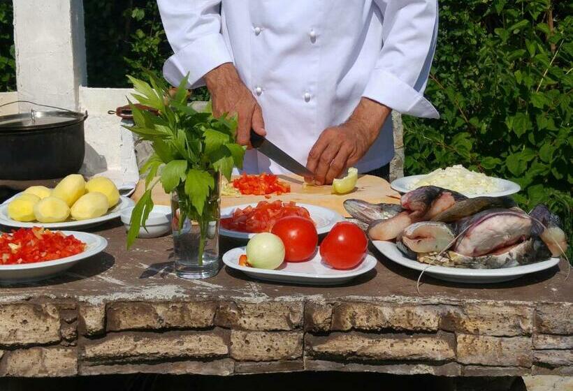 Pensiunea Iara Delta Dunarii