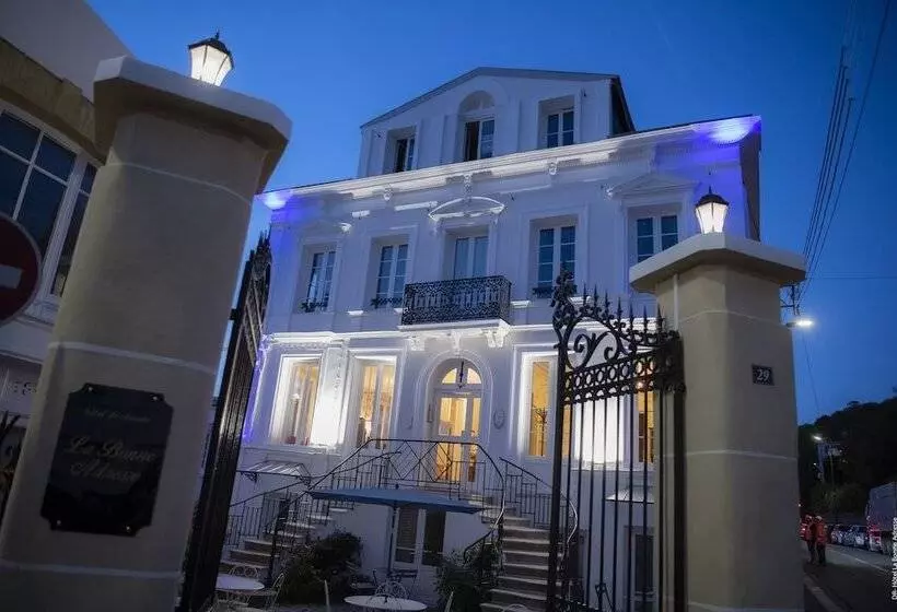 Отель De Charme La Bonne Adresse   Logis De France