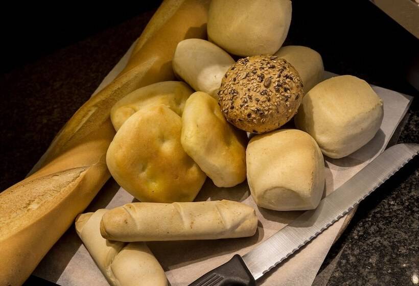 Отель Del Riale