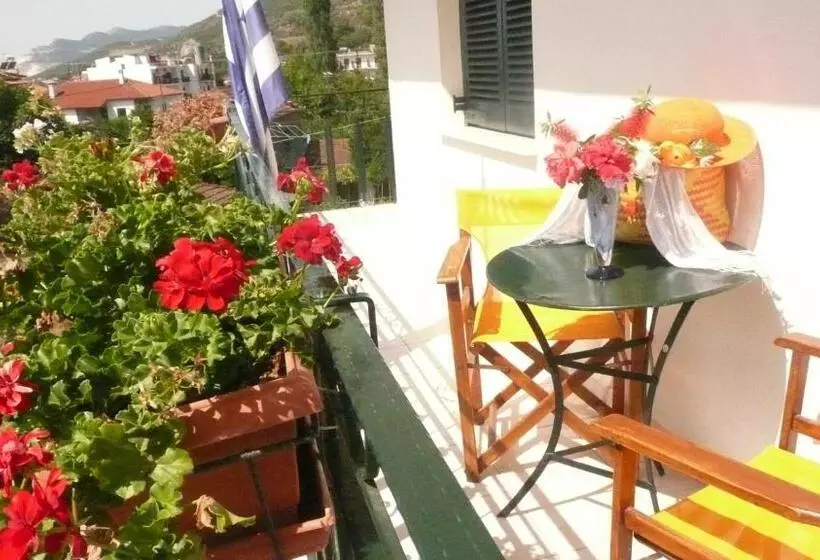 Отель Des Roses