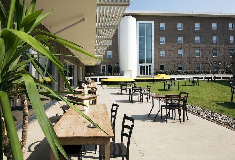 فندق Aiden By Best Western Jhd Dunant