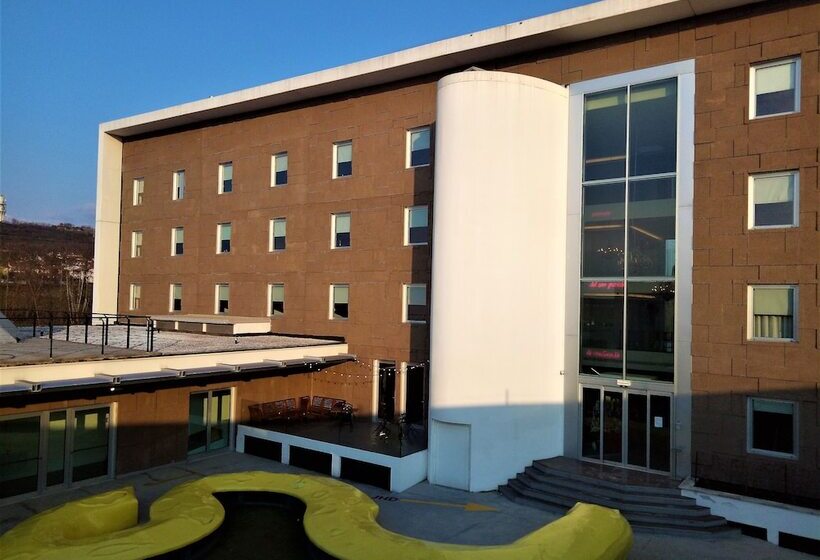 فندق Aiden By Best Western Jhd Dunant