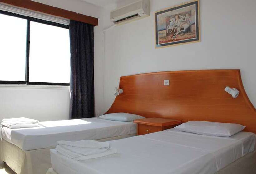 Florea Hotel Apartments