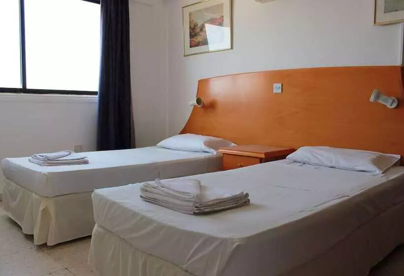 Florea Hotel Apartments