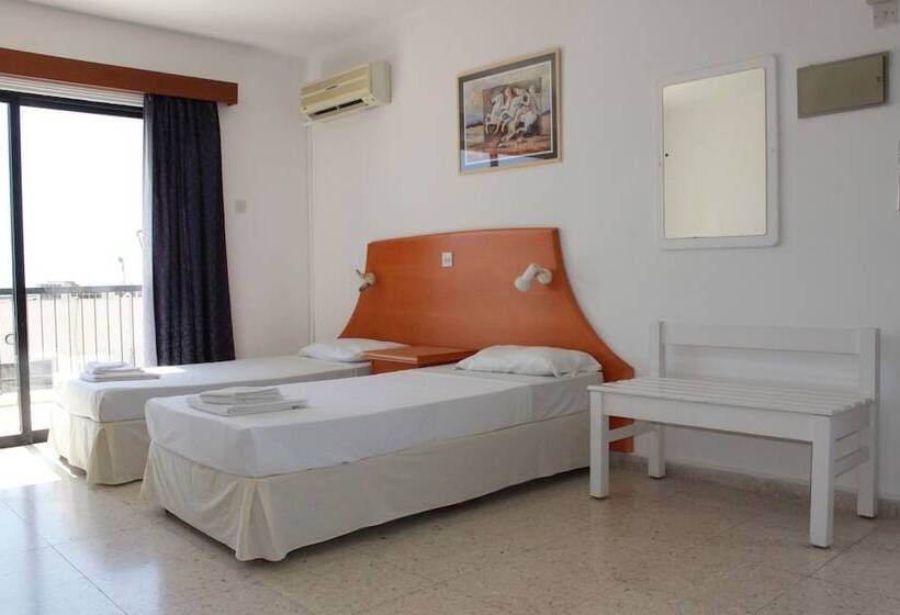 Florea Hotel Apartments