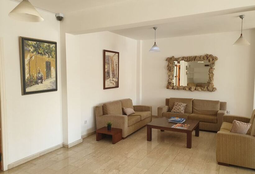 Florea Hotel Apartments