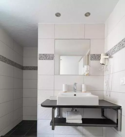 Hotel Domaine De Ramonjuan