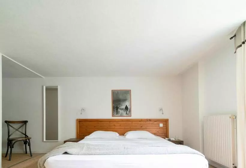 Hotel Domaine De Ramonjuan