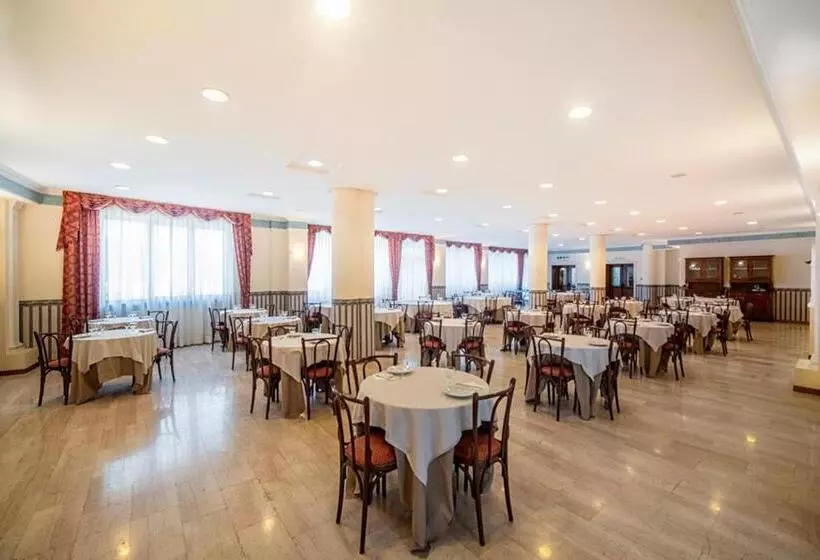 酒店 Italia & Lombardi