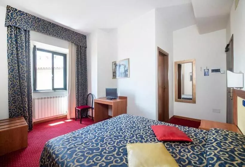 酒店 Italia & Lombardi