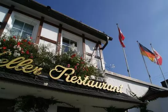 Отель Keller