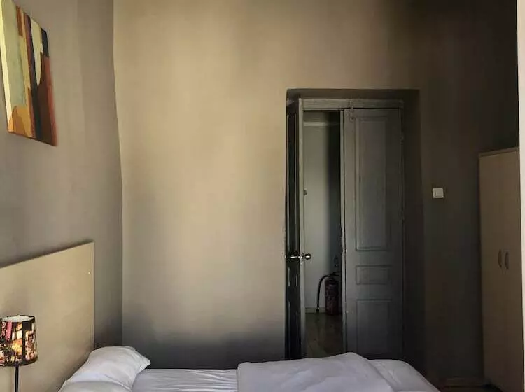 Отель Kentrikon