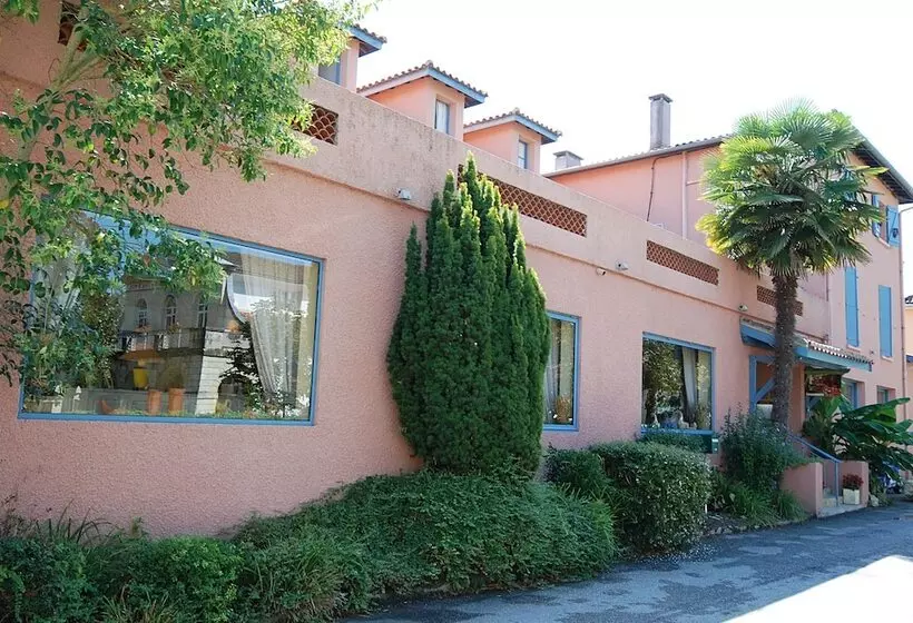 فندق Restaurant Des Thermes