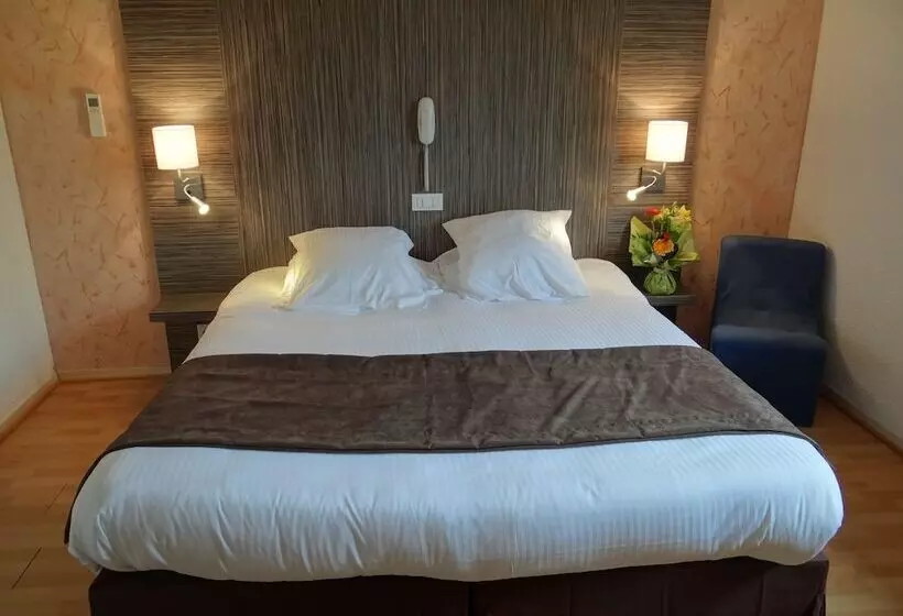 فندق Restaurant Des Thermes