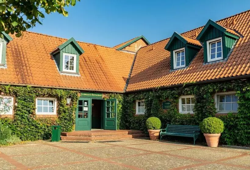 Отель Schloss Ludersburg Golf & Spa