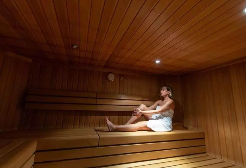 Отель Schloss Ludersburg Golf & Spa