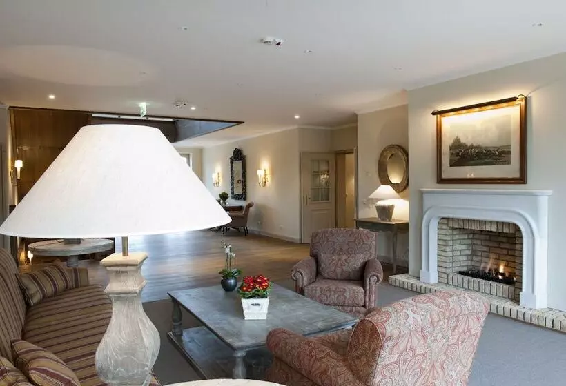 Отель Schloss Ludersburg Golf & Spa