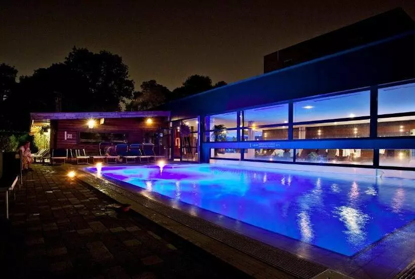 酒店 Thermen Dilbeek